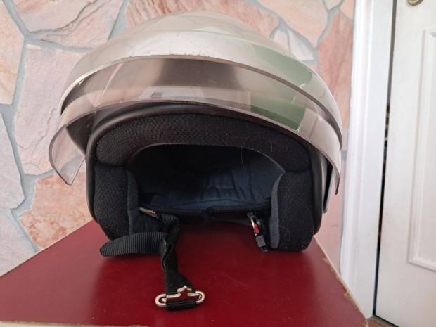 Felhajtható fél motoros bukósisak ezüst