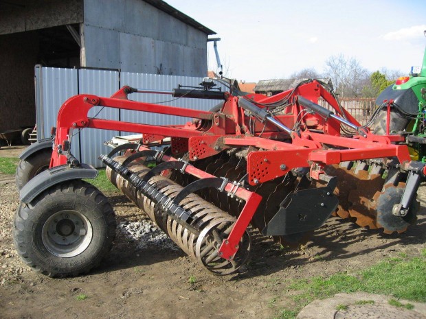 Félig függesztett rövidtárcsa