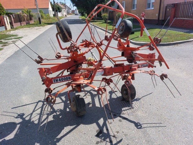 Fella TH 400 DN rendkezel