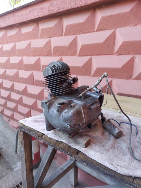 Fellelt lapotu ttra 150m3 motor blok