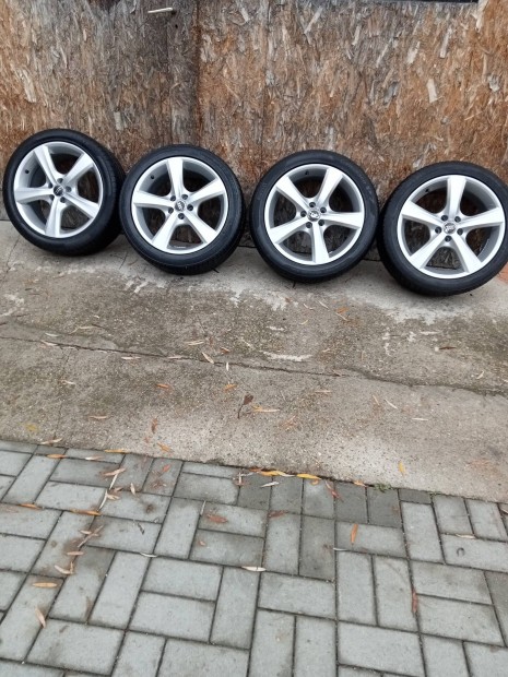 Felni Alufelni R17 5x100 Audi VW Golf Seat Skoda 