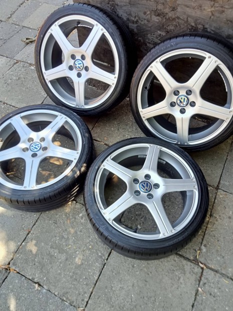 Felni Alufelni R17 5x100 Audi VW Volkswagen Skoda Seat Golf