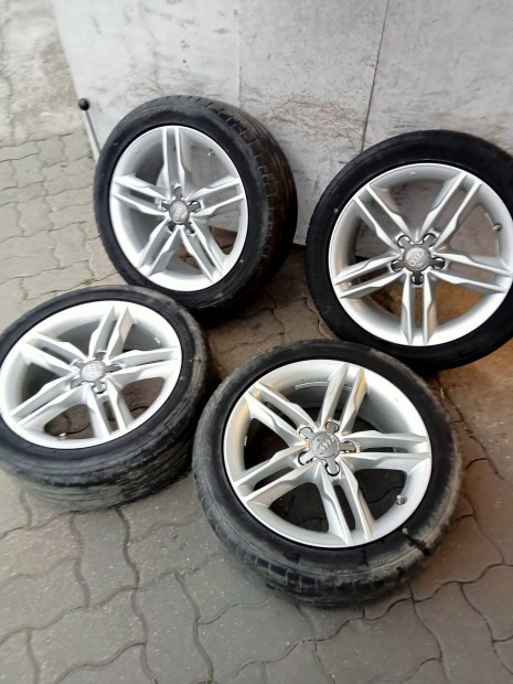 Felni Alufelni R17 5x112 Audi VW Volkswagen Skoda Passat Mercedes 