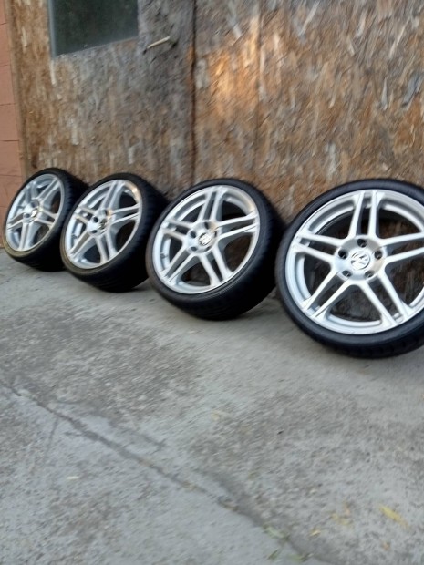 Felni Alufelni R17 t5x112 Audi VW Volkswagen Passat Skoda