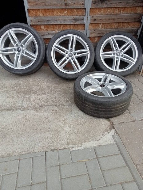 Felni Alufelni R18 5x112 Audi VW Volkswagen Skoda Mercedes Passat 