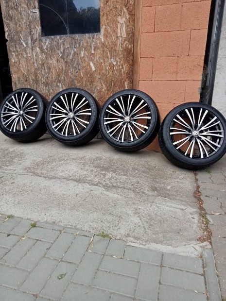 Felni Alufelni R18 5x112 Audi VW Volkswagen Skoda Passat