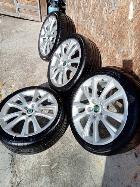 Felni Alufelni R18 gyri Skoda Audi VW Volkswagen Passat 5x112