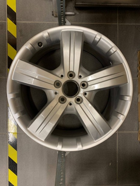 Felni - Mercedes GL / M-Class 8x18 ET53