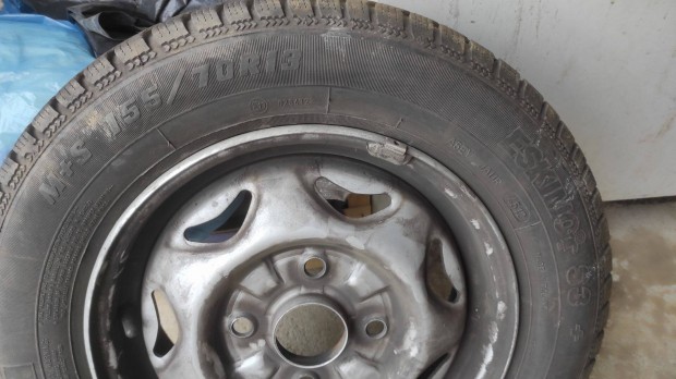 Felni gumi 155/70 R13 téli Suzuki Swift Sava Eskimo