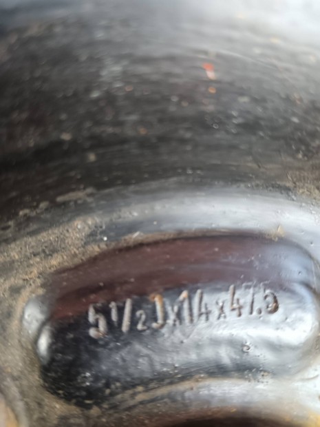 Felnire szerelt t�ligumi garnit�ra 