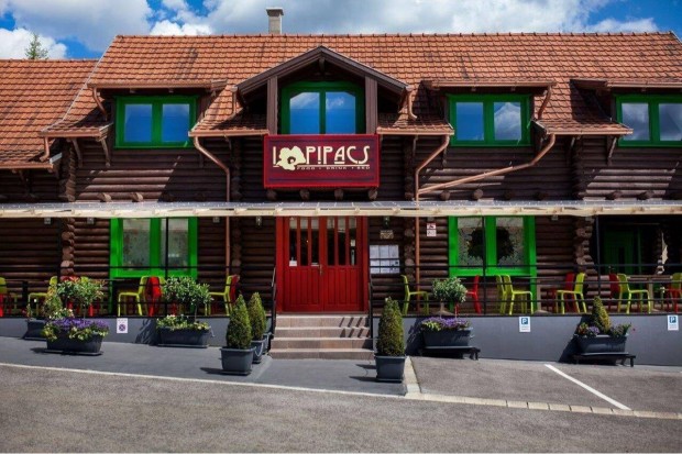 Felszolgáló/pultos állás Egerben! Alkalmi vagy állandó munkavégzés