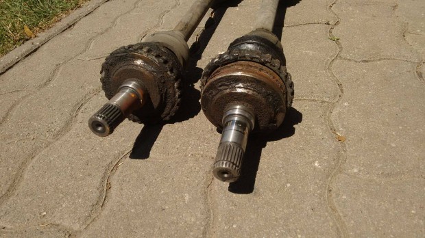 Féltengely 2 db Volkswagen Golf Vr6 180 Lóerő