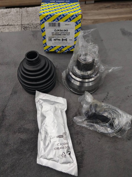 F�ltengelycsukl� k�szlet �j