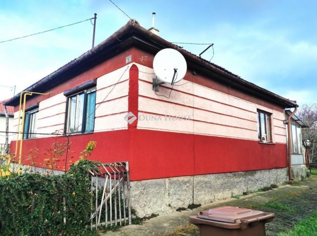 Fel�j�tand� 2 szob�s h�z, Hatvan