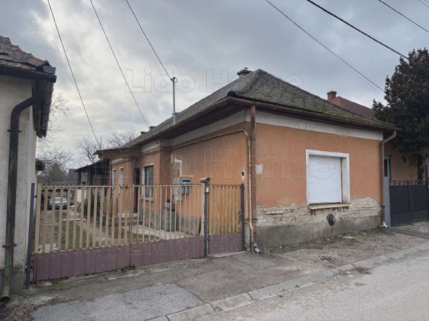 Fel�j�tand� t�rsash�zi lak�s elad� Sz�kesfeh�rv�r Maroshegyen