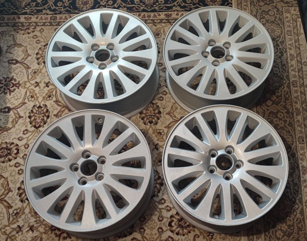 Felújított 17" Volvo Stentor alufelni garnitúra