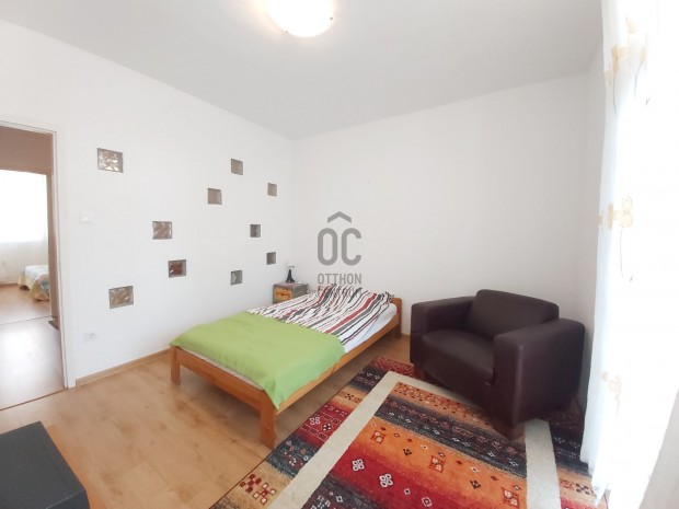 Feljtott 2. emeleti laks