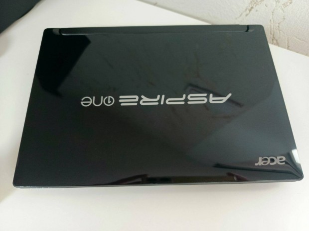 Felújított Acer Aspire ONE D255 Mini Laptop 1 év garanciával
