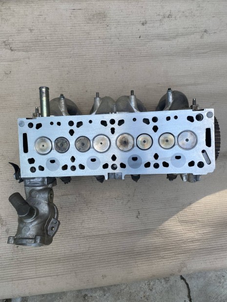 Fel�j�tott Citroen 1,9D hengerfej