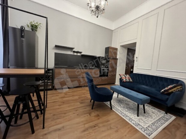 Fel�j�tott lak�s kiad� �jlip�tv�ros kedvelt r�sz�n