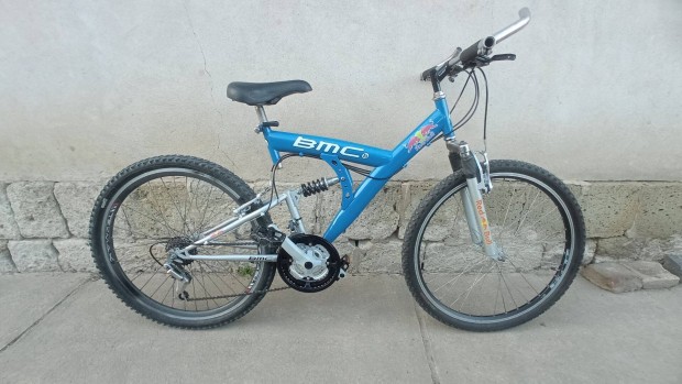 Felújított mountain bike kerékpár BMC, Redbull szponzorral