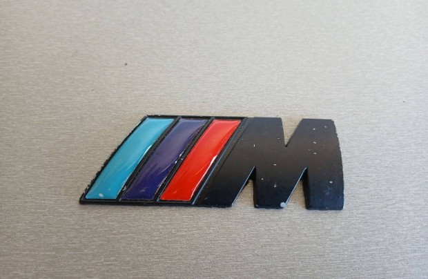 Fém bmw M sport embléma jó állapotban 2000ft black edition