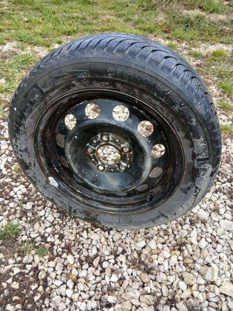 Fm felnik 205/55 R16, 4db, tligumikkal