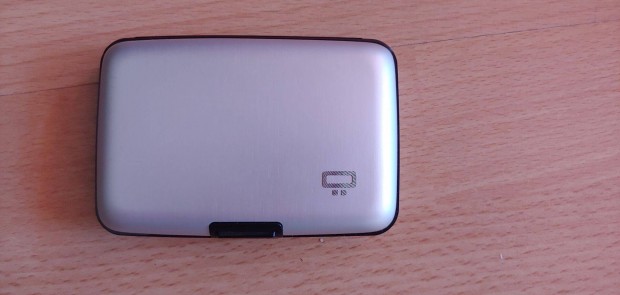 Fém kártyatartó Ögon Smart Case V2