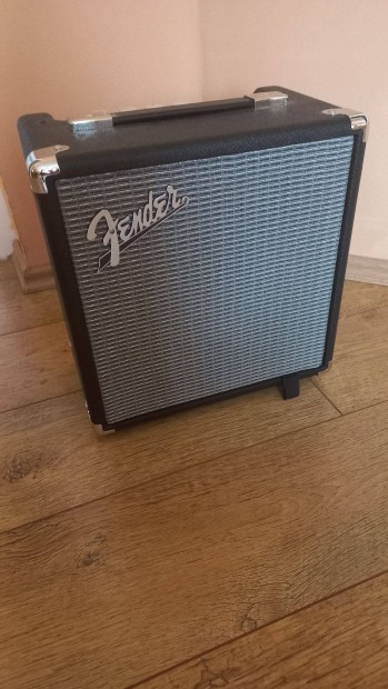 Fender Rumble 15 basszusgitár kombó