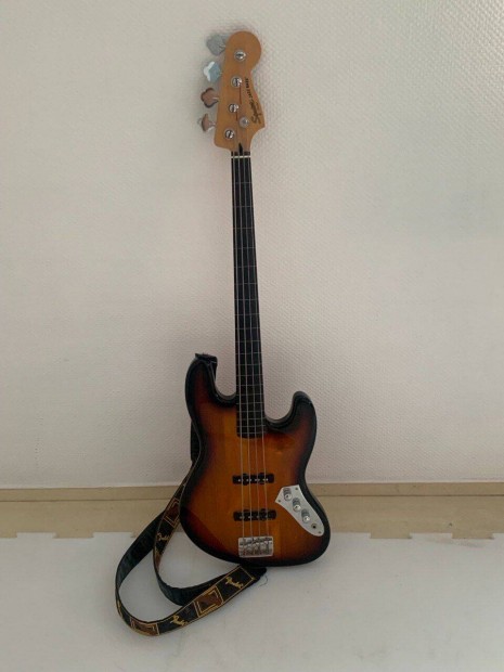 Fender Squier Jazz Bass gitr