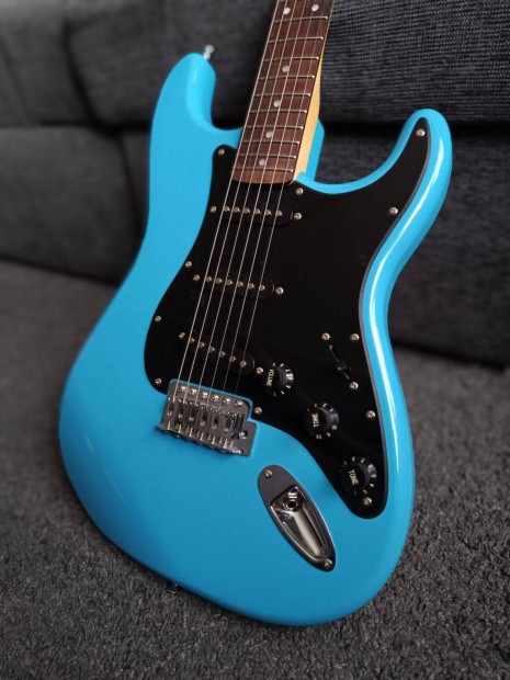 Fender Squier Sonic Stratocaster California Blue Elektromos gitr