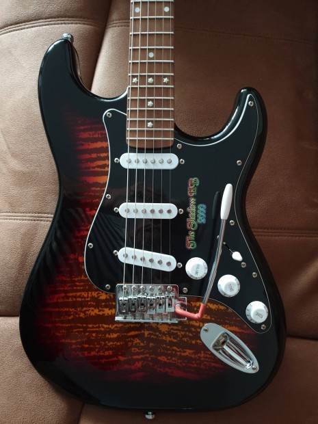 Fender Stratocaster Sunbirds utngyrtott 