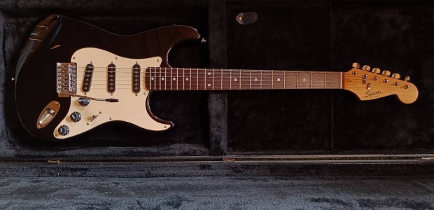 Fender squier Bullet strat elektromos gitár