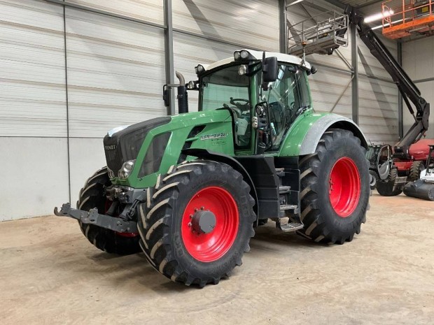 Fendt 828 Vario TMS / 10.175 h üzemóra / Lízing 20%-tól