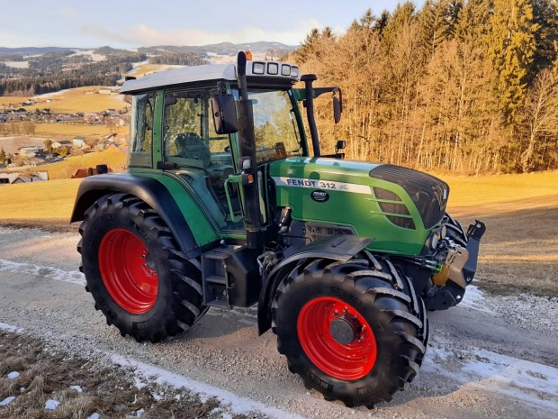 Fendt Vario 312 TMS traktor 