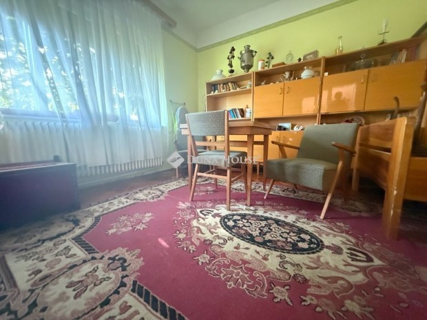 F�nyeslitkei 144 nm-es h�z elad�