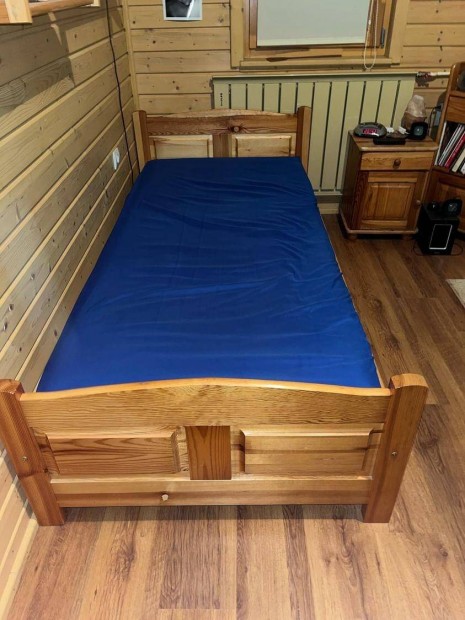 Fenyő ágy 200x90 cm