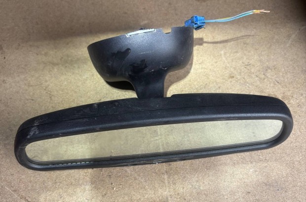 Fnyre stteds bems visszapillant tkr