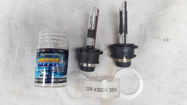 Fényszóró izzó Xenon D2R 4300K 35 watt