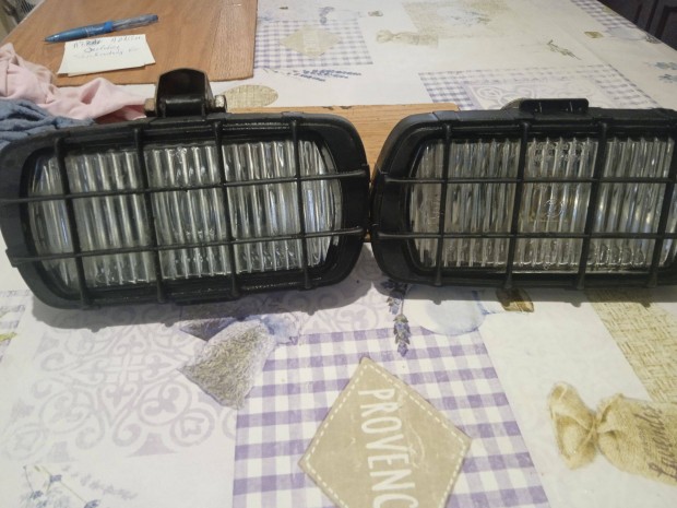 F�nysz�r� munka l�mpa elad�