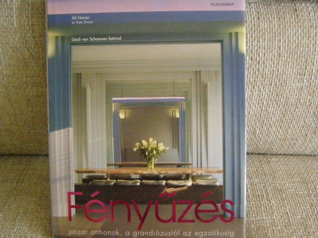 Fnyzs c. album
