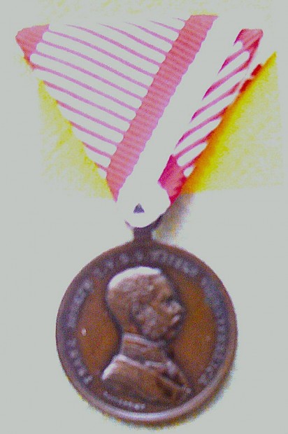 Ferenc József Bronz Vitézségi Háborús Kitüntetés aUNC Patina