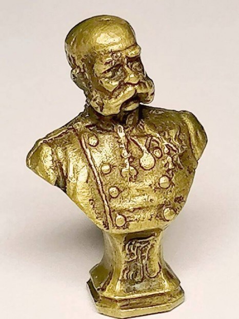 Ferenc Jzsef mellszobor - bronz figura miniatra