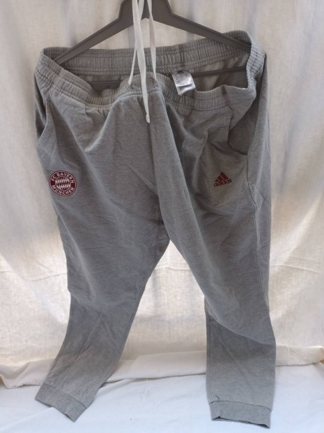 Ferfi 2xl-es Adidas FC Bayern München nadrág