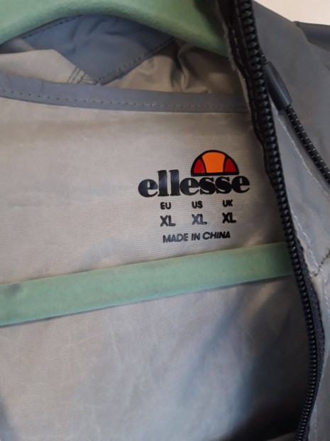 Frfi Ellesse eskabt