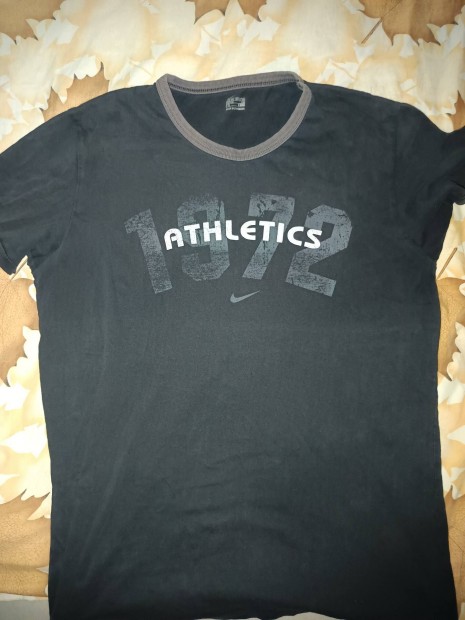 Frfi Eredeti Nike pl XL Ingyen szllts 