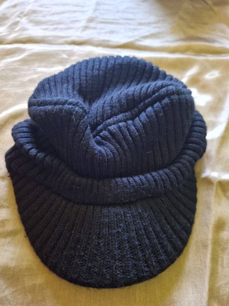 F�rfi, fi� sapka