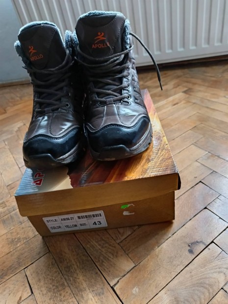 Férfi bakancs 43 cipő túrabakancs adidas ingyen szállítás