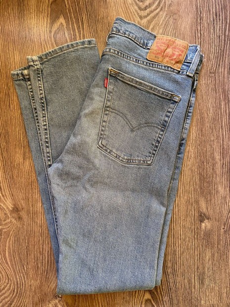 Frfi/fi Levis nadrg