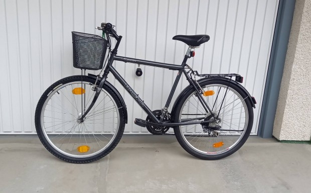 Ferfi kerékpár. 26" Újszerű szervizelt állapotban.